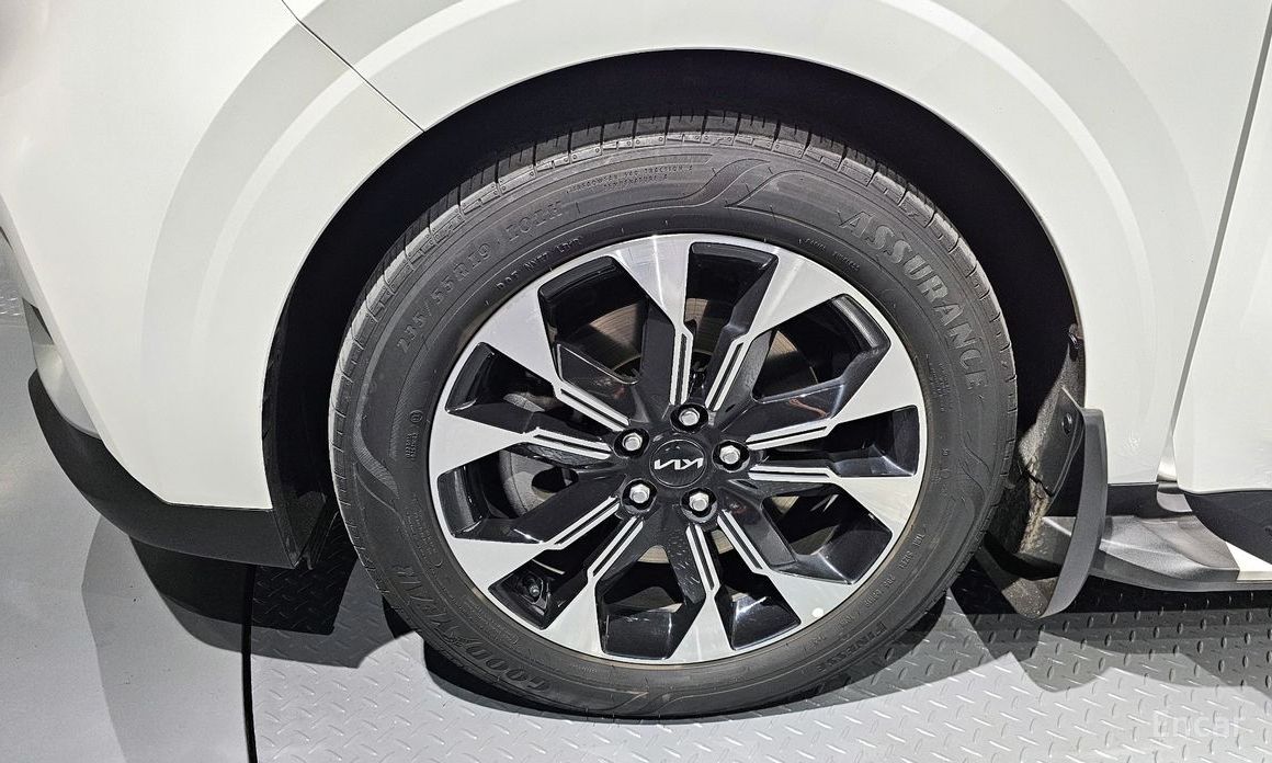  Kia Canival