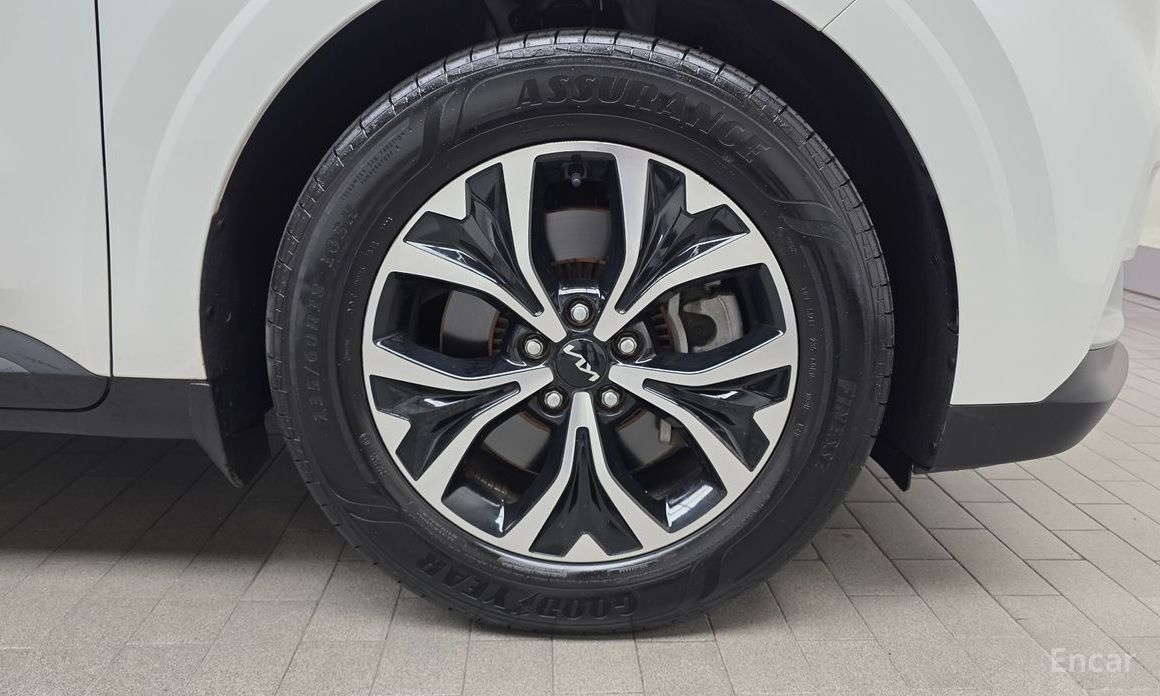  Kia Canival