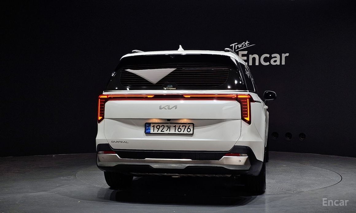  Kia Canival