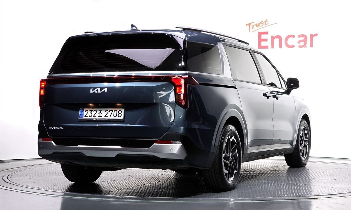  Kia Canival
