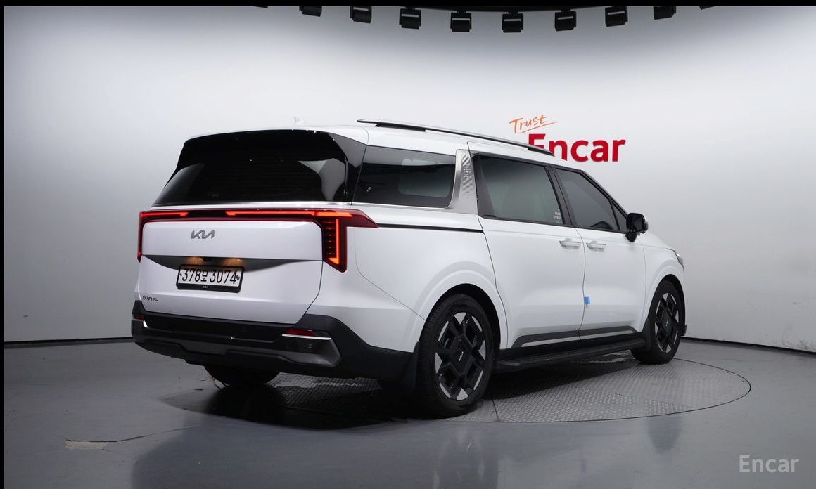  Kia Canival