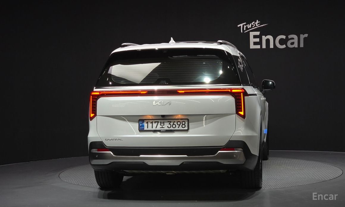  Kia Canival