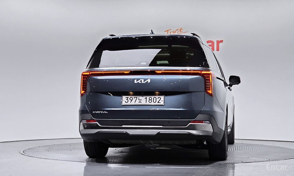  Kia Canival