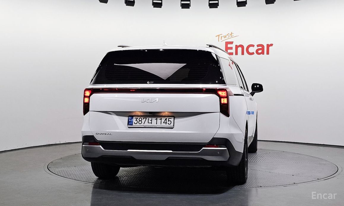  Kia Canival