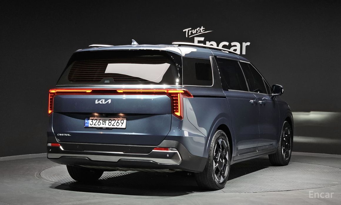  Kia Canival