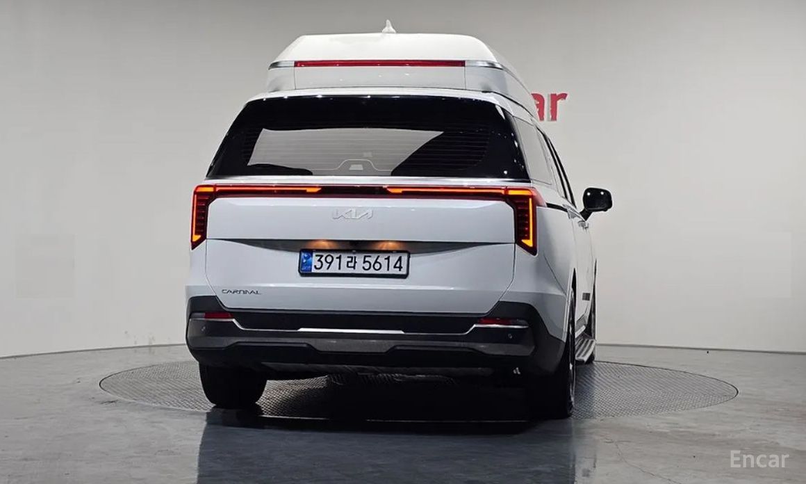  Kia Canival