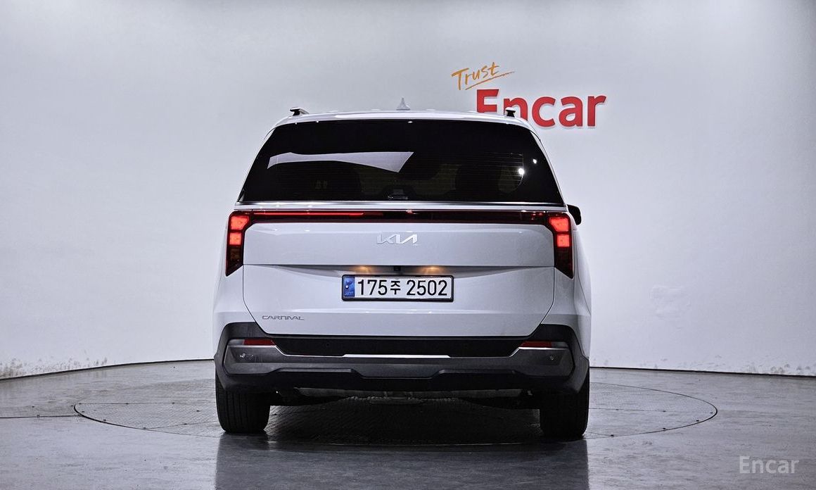  Kia Canival