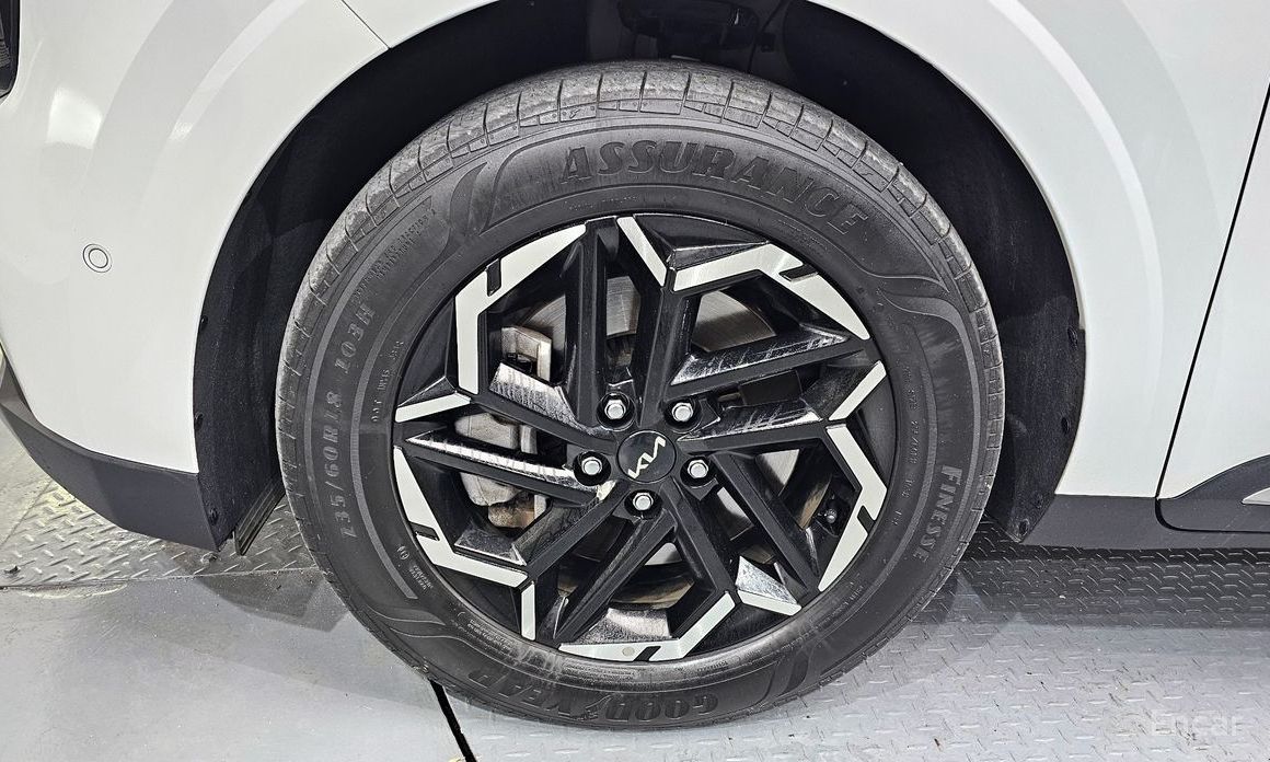  Kia Canival