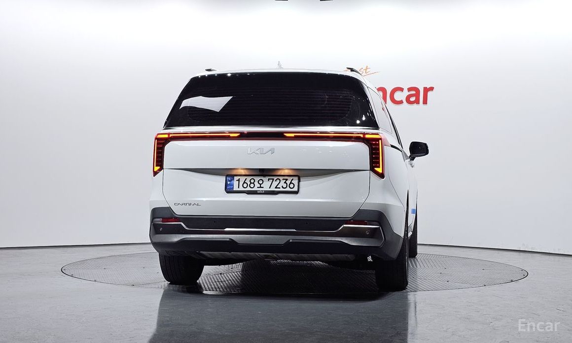  Kia Canival