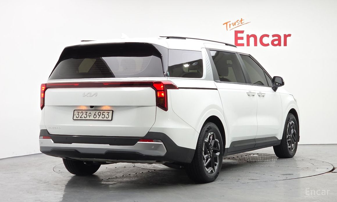  Kia Canival