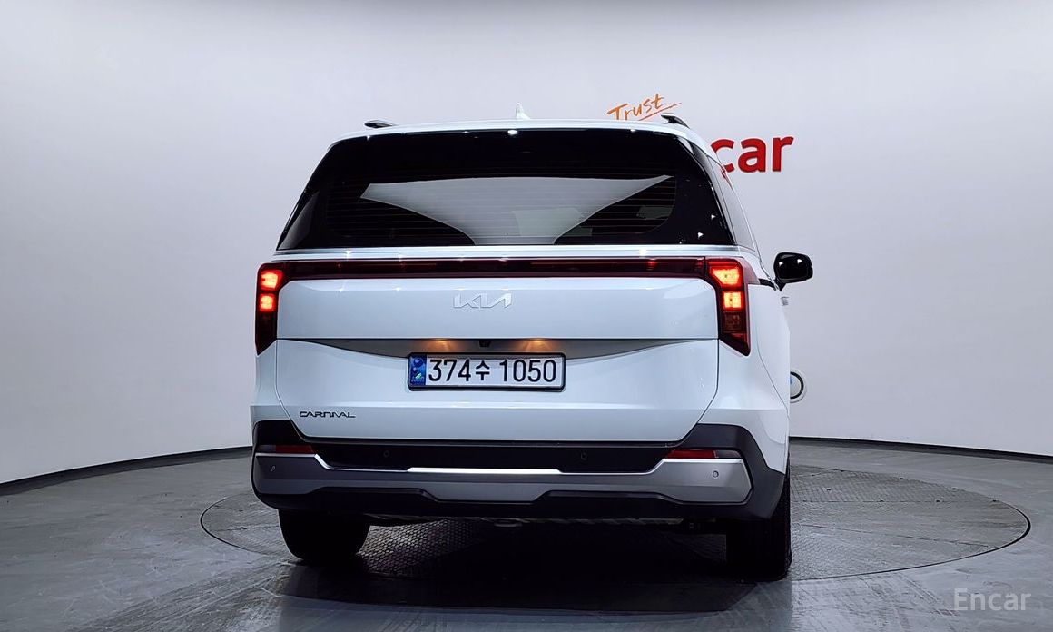  Kia Canival