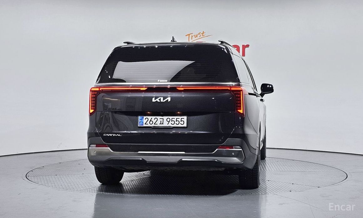  Kia Canival