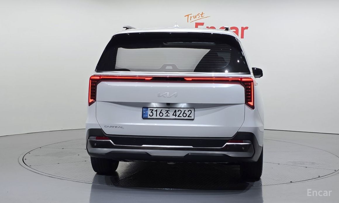  Kia Canival
