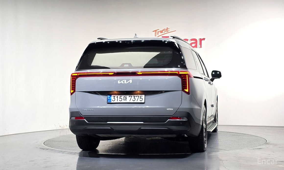 Kia Canival
