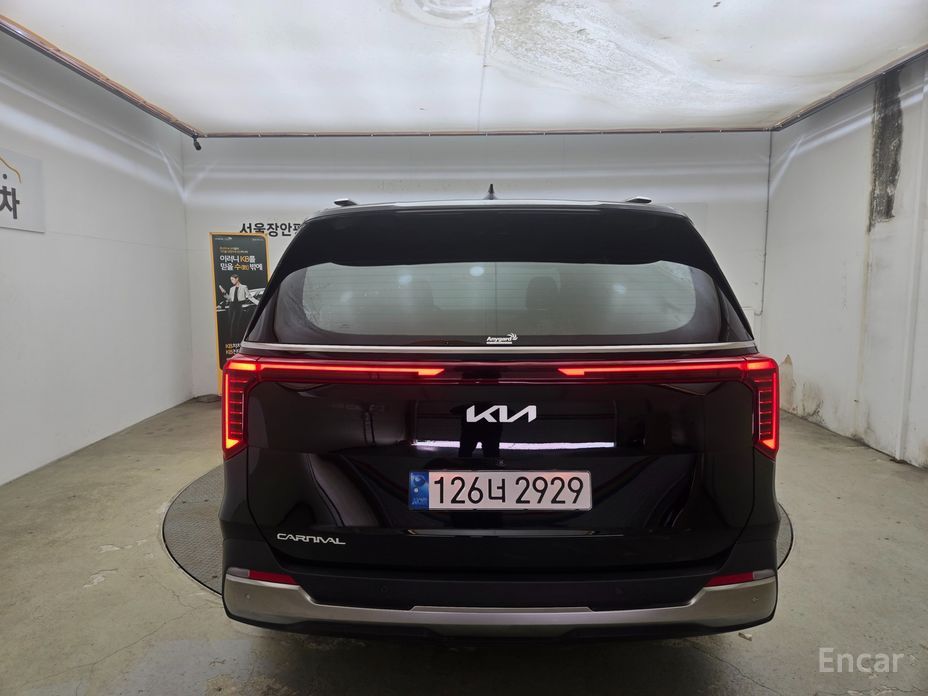  Kia Canival