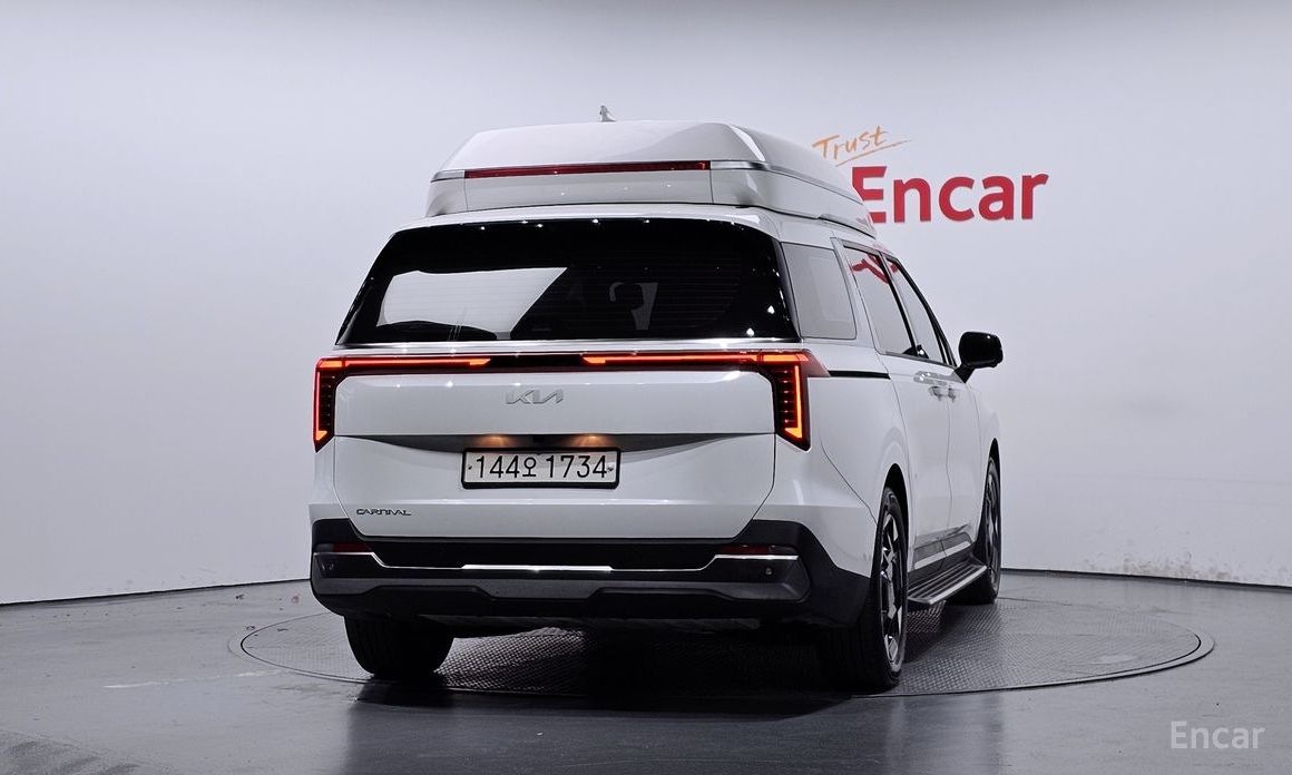  Kia Canival