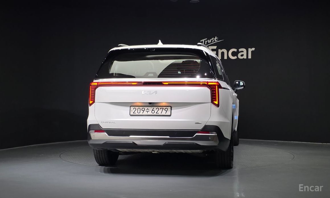  Kia Canival
