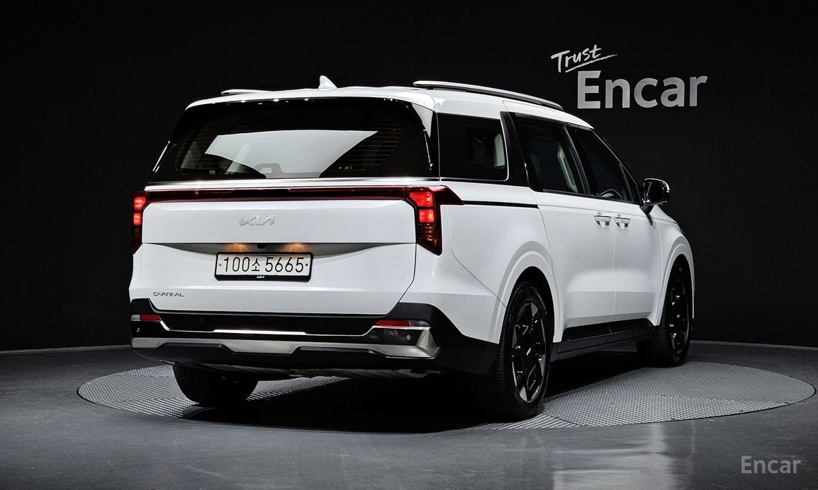  Kia Canival