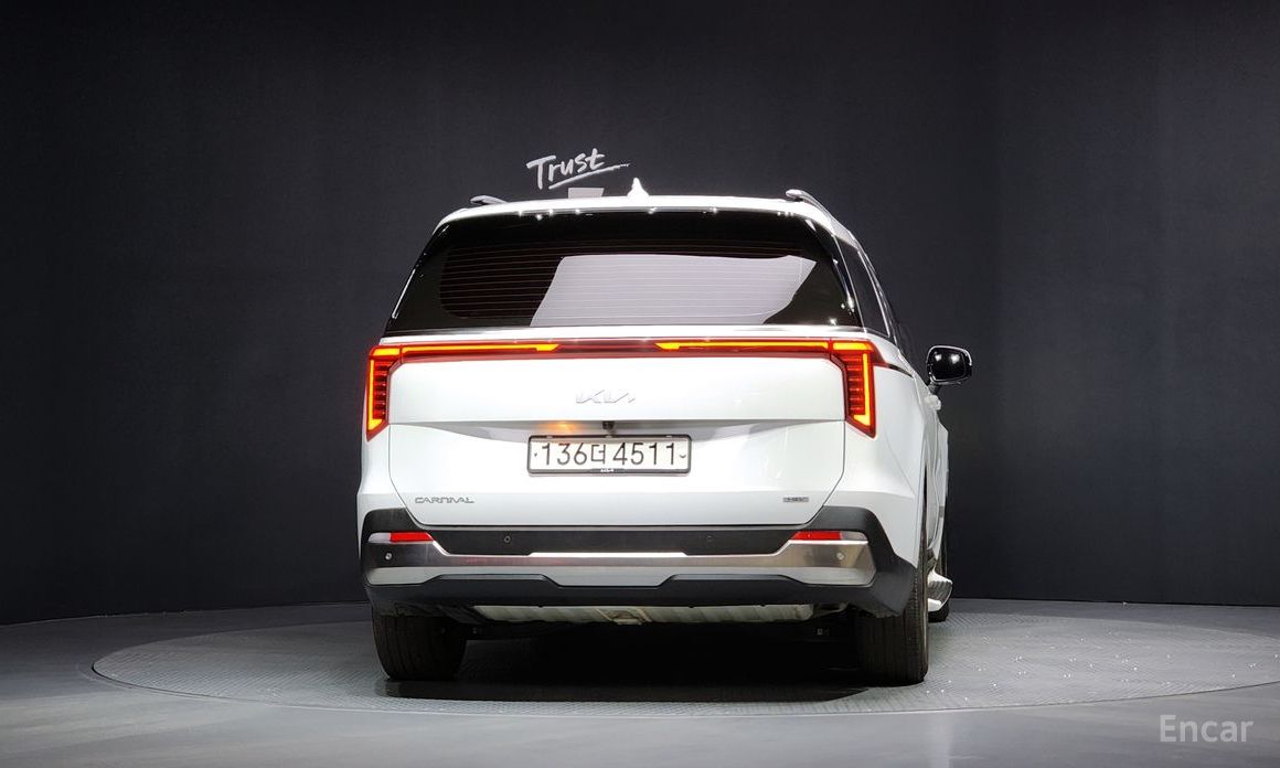  Kia Canival