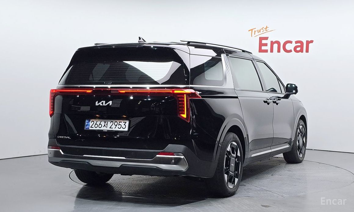  Kia Canival