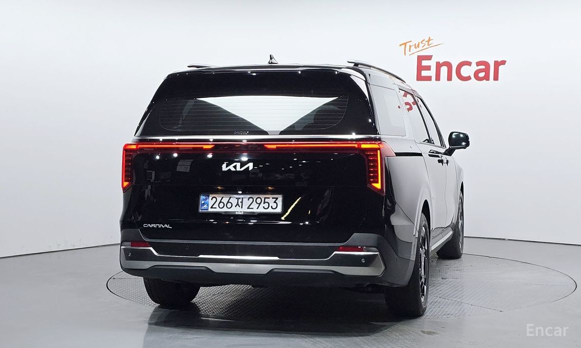  Kia Canival