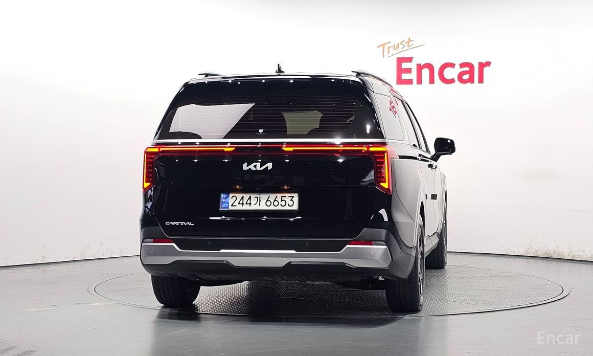  Kia Canival