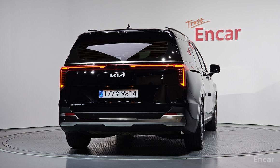  Kia Canival