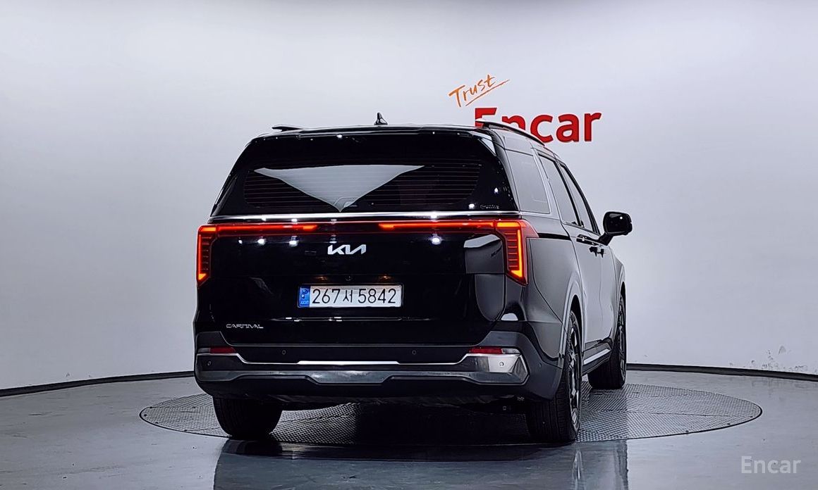  Kia Canival