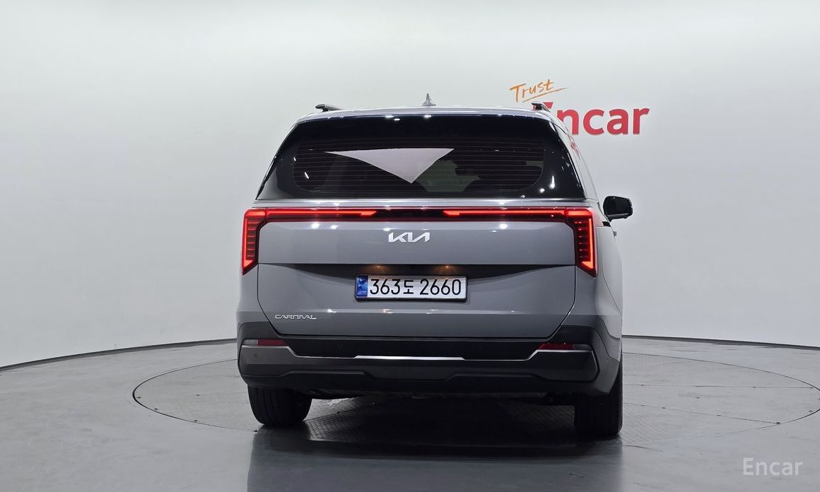  Kia Canival