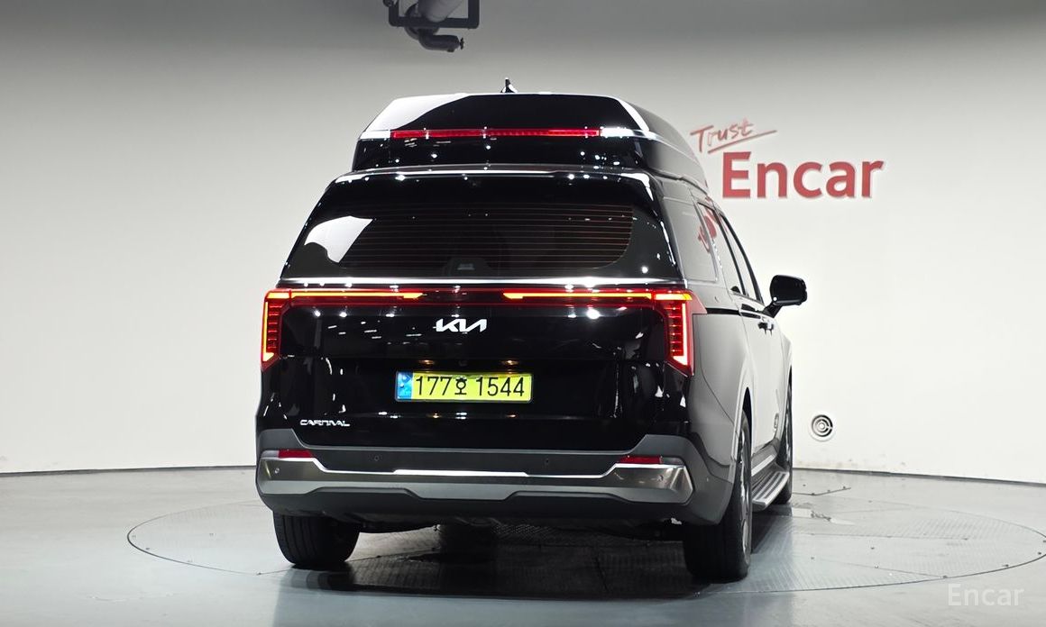 Kia Canival