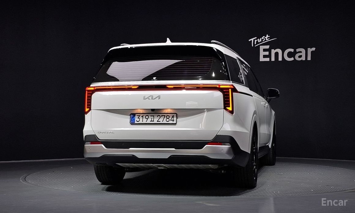  Kia Canival
