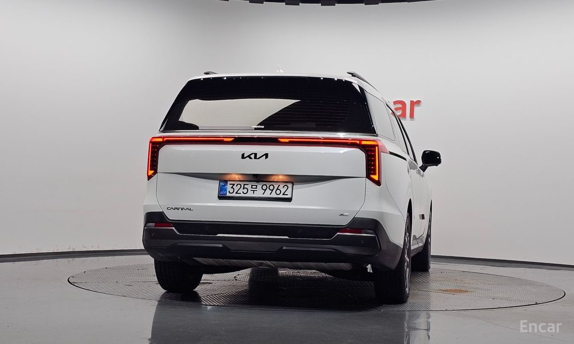  Kia Canival