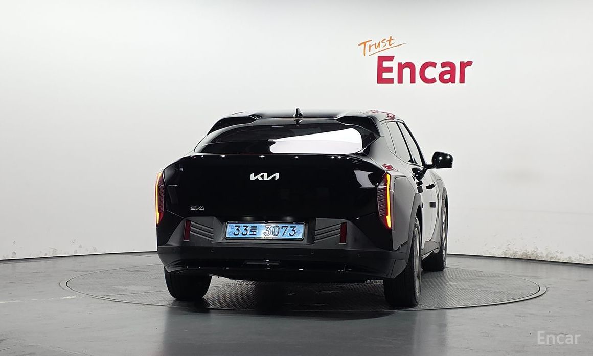  Kia EV4
