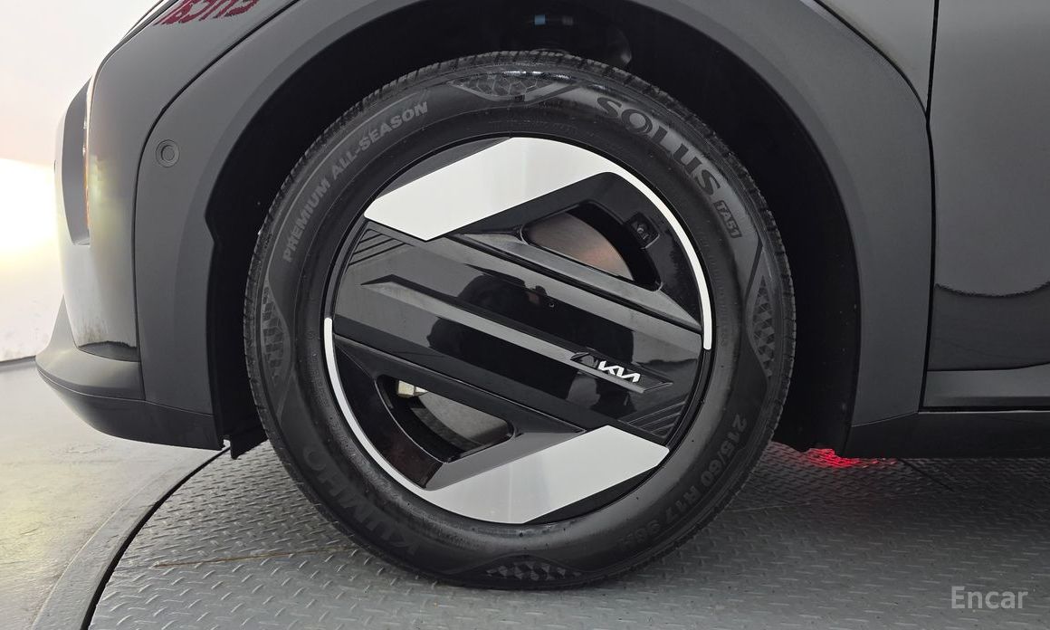  Kia EV4