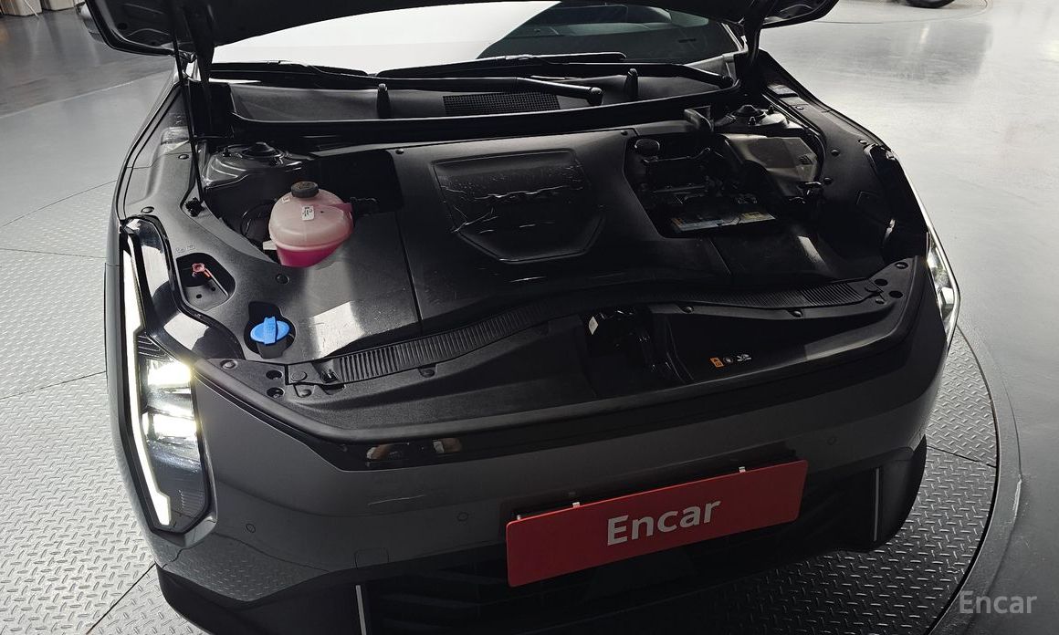  Kia EV4
