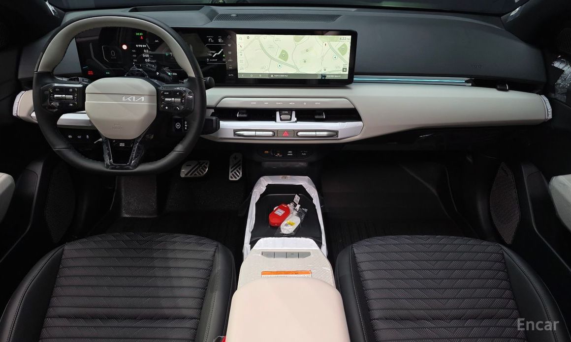  Kia EV4