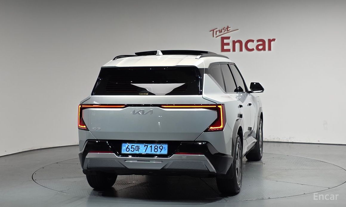  Kia EV5