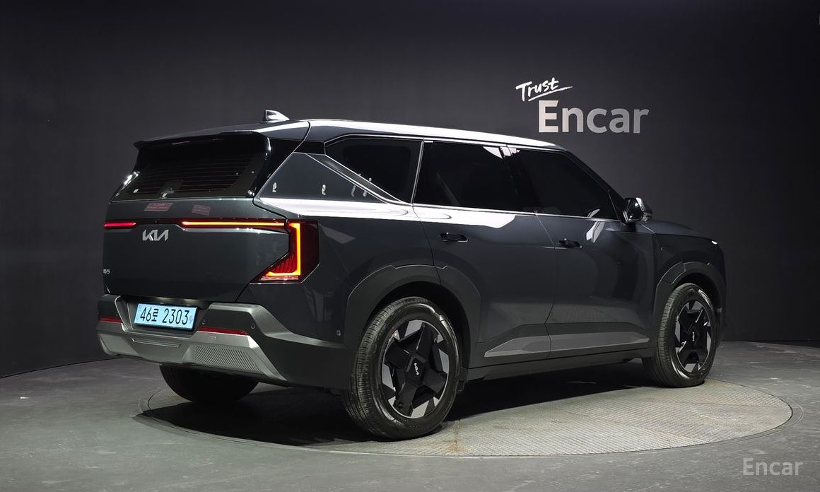  Kia EV5