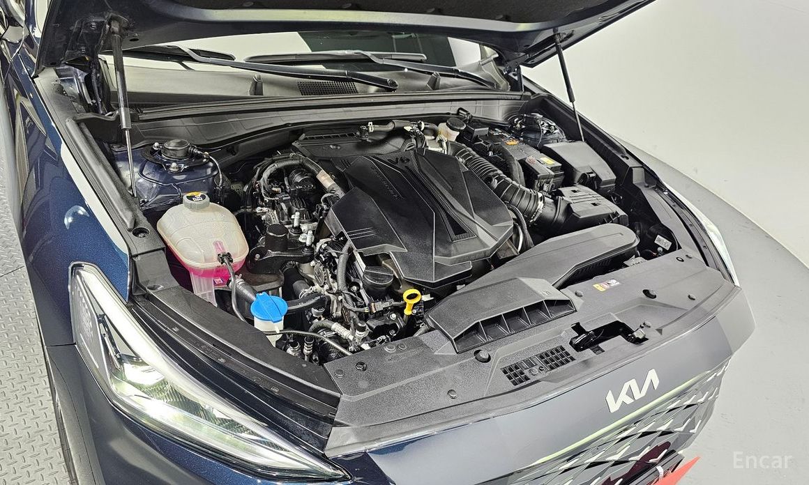  Kia K8