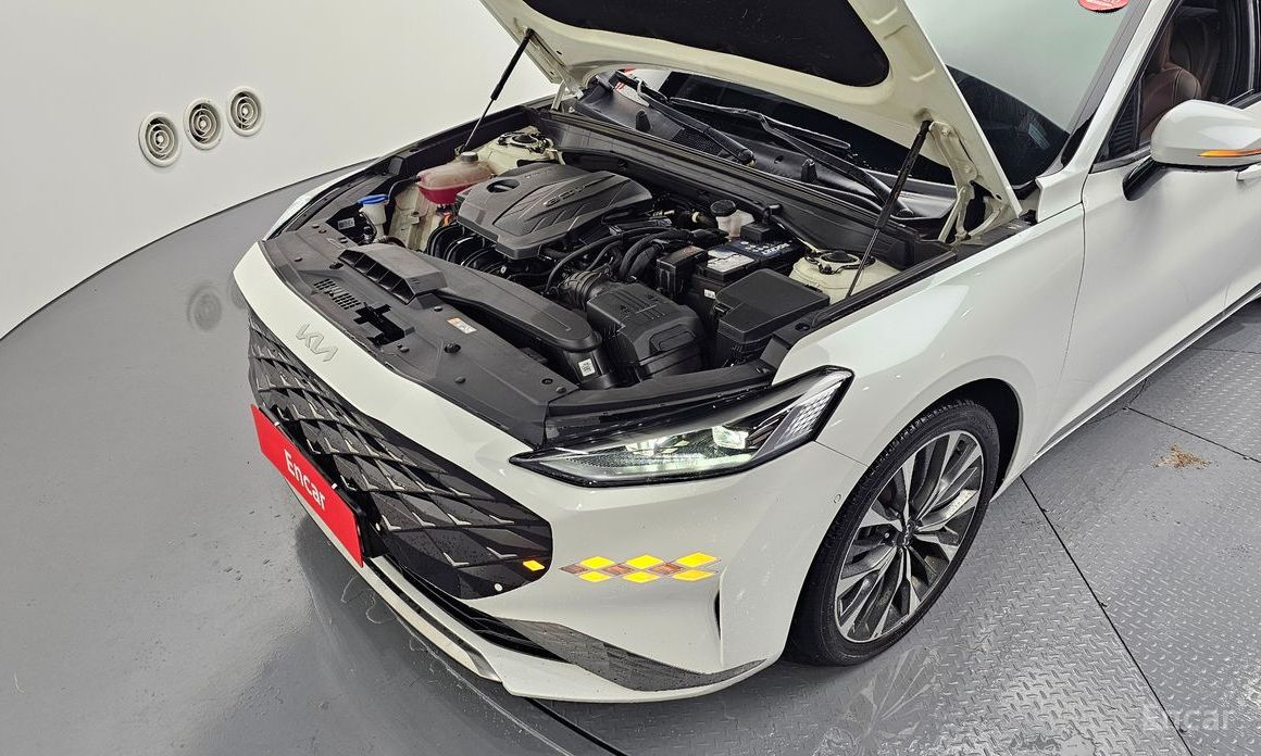  Kia K8