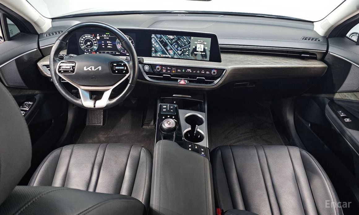  Kia K8