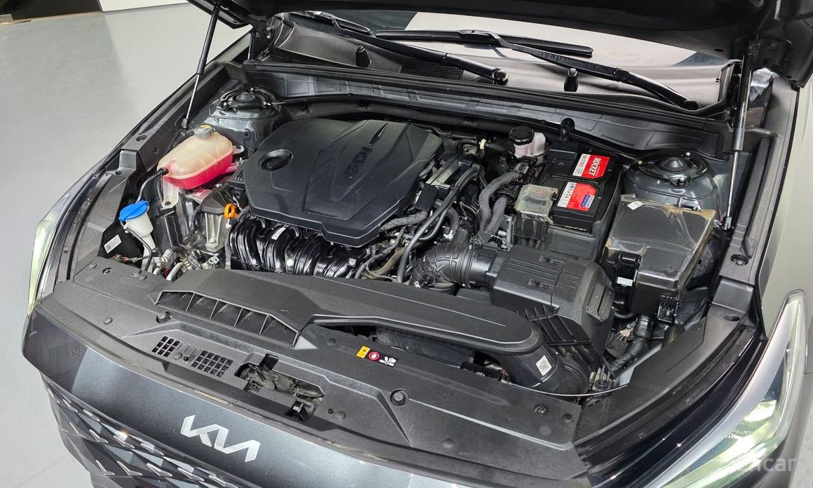  Kia K8