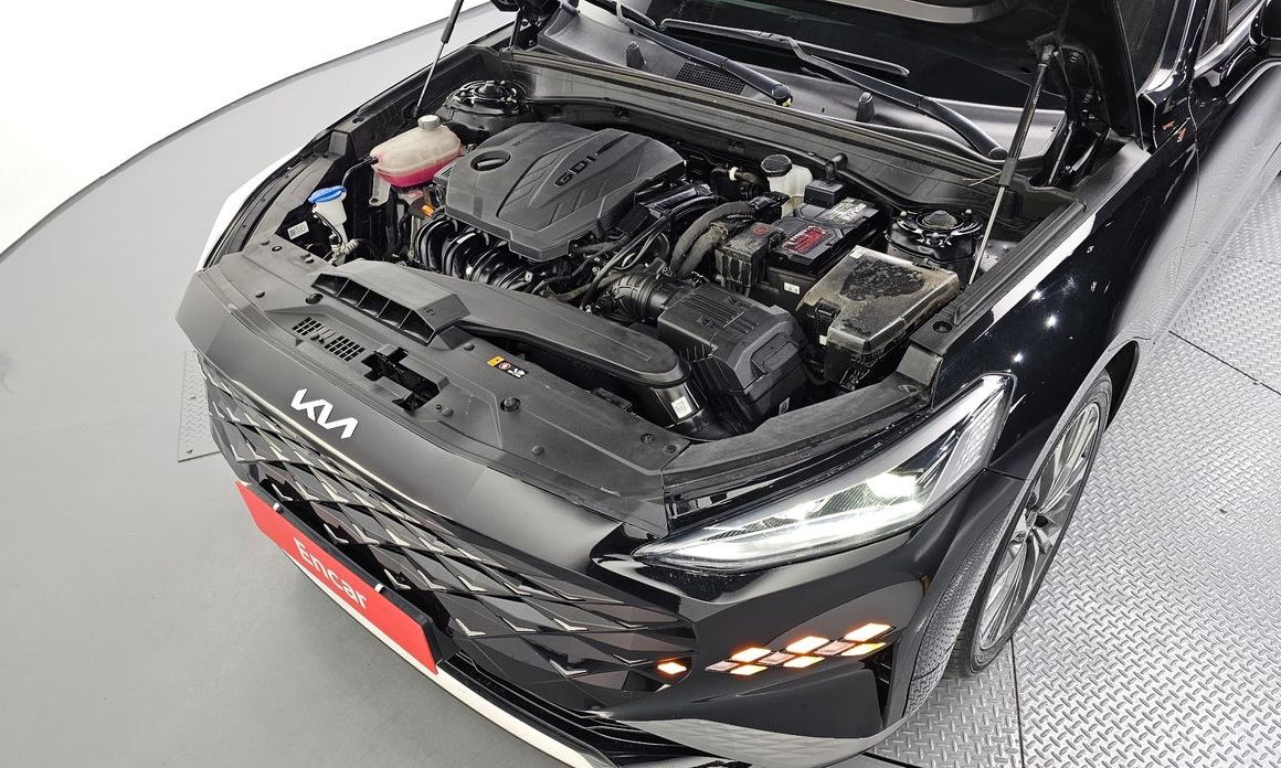  Kia K8