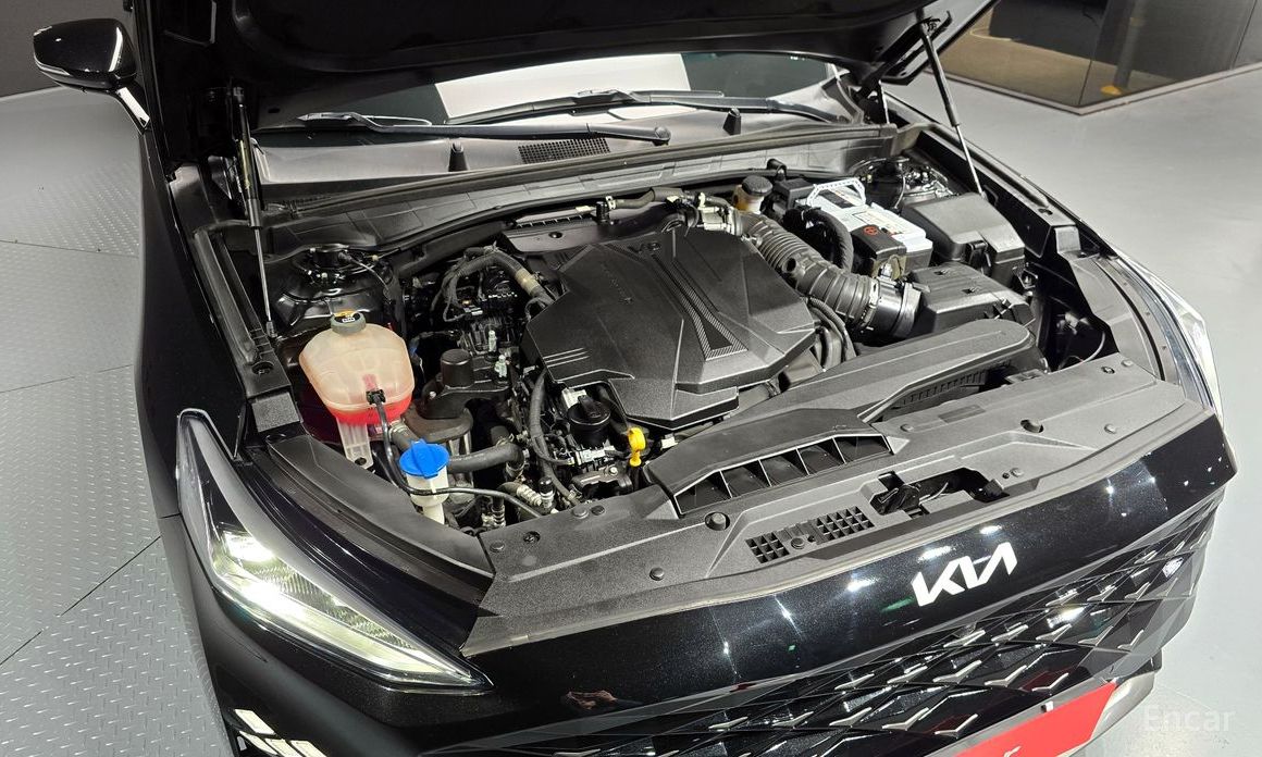  Kia K8