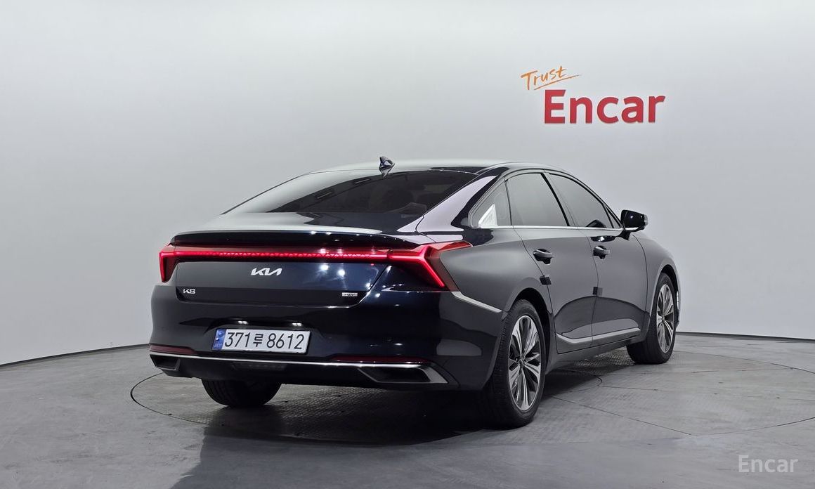  Kia K8