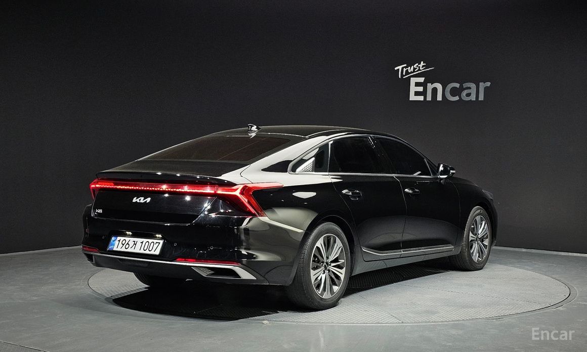  Kia K8