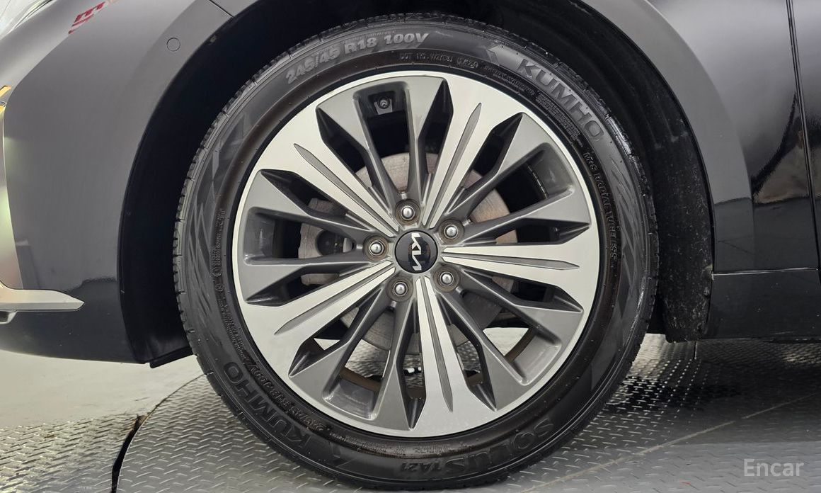  Kia K8