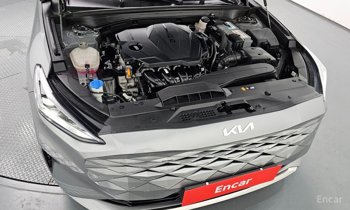  Kia K8