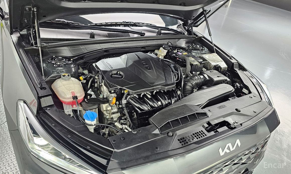  Kia K8