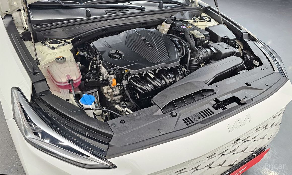  Kia K8